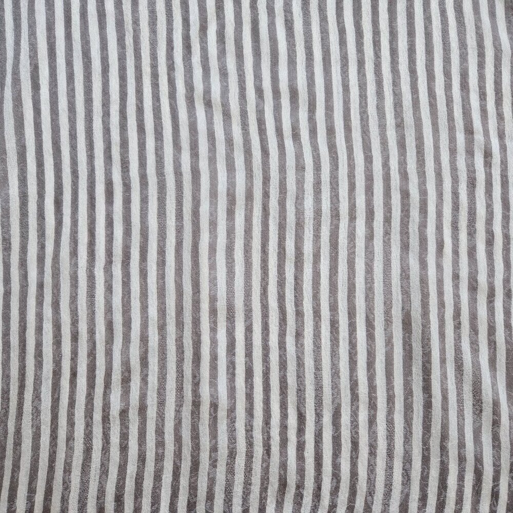 NWOT Lightweight Gauzy Cashmere Scarf Wrap Ivory with Brown Stripes - Picture 9 of 14